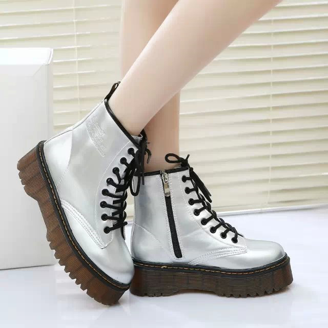 metallic silver snow boots